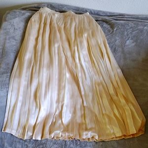 100%silk pleated skirt